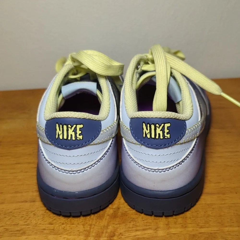 Nike Dunk Low GS Halloween - I am Fearless Sneakers Blue Green Boys Size 2Y